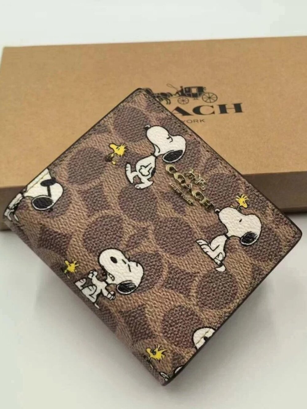 NWT Coach X Peanuts Snap Wallet In Signature Canvas With Snoopy Print CBN32